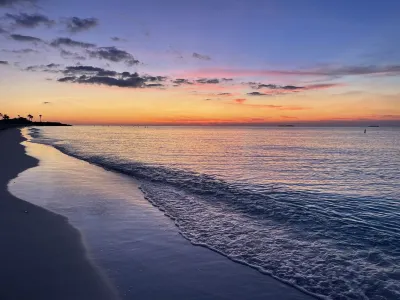 Ocean Pearl Bimini Bay Entire Condo Close to Pool with an optional golf cart のホテル