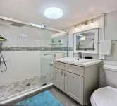 BEACHFRONT, GROUND FLOOR, 1 BEDROOM, NEWLY REMODELED のホテル