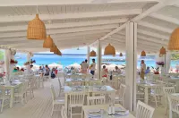 Cape North West - Breakfast