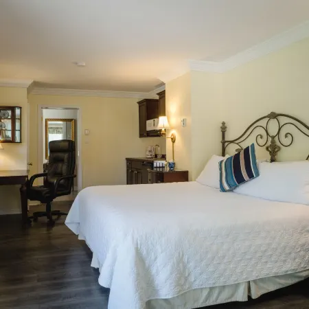 Green Acres Inn