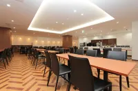 Hotel 1-2-3 Fukuyama Hotels in Fukuyama