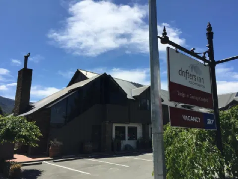 Drifters Inn Hotels in 