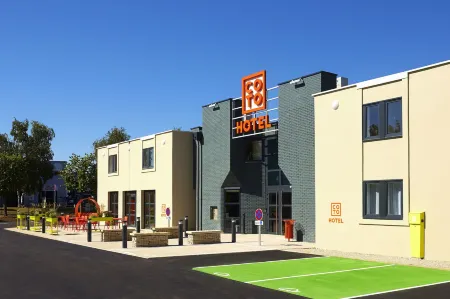 Coto Hotel Отели рядом с достопримечательностью «Marche aux Vins»