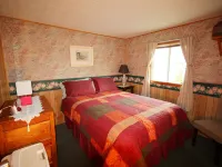 Blue Crest Cottages Hotels in Queens County