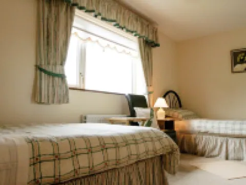 拱門家庭旅館 卡文酒店