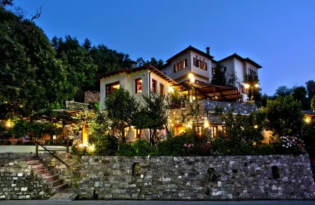 Aleka's House Отели в г. Tsagkarada