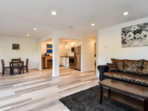 Chateau Riverside Hotels in Campbell River