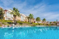 Apollonium Bozbuk - Pools