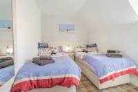 Lilipad Cottage
