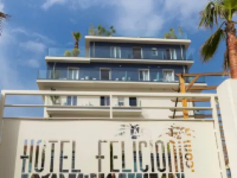 フェリチオーニ ピネートのホテル