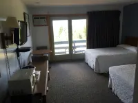 Kineo View Lodge Hotels in Greenville