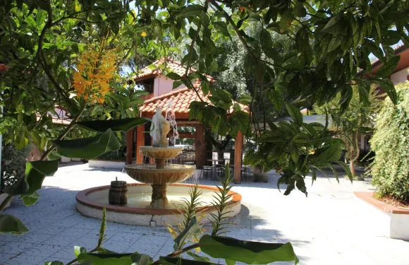 若昂卡佩拉酒店