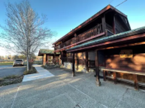 Chewuch Inn & Cabins Hotels in Winthrop