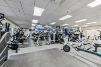 Lake Front Keowee Condo W/ Balcony & Resort Amenities! 2 Bedroom Condo by RedAwning - Gym