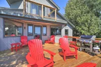 Plattsburgh Home w/ Deck on Lake Champlain - Wifi