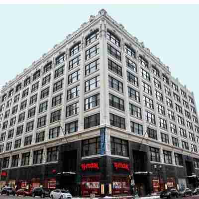 2Br 2BA in the Block Apartment by CozySuites Hotel Exterior