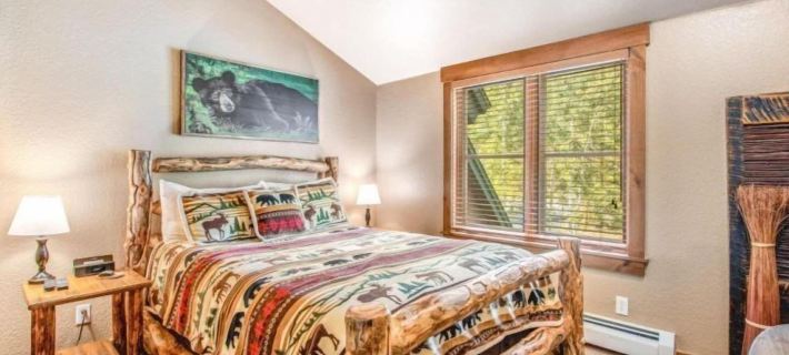 Lovely Townhome A Half-Mile from Keystone Gondola W-Shared Hot-Tub Excellent Views, Hotels in Dillon