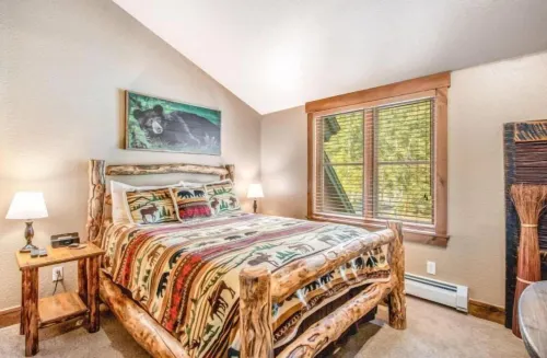 Lovely Townhome A Half-Mile from Keystone Gondola W-Shared Hot-Tub Excellent Views, - 2-Star