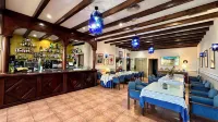 Hotel El Curro Hotels in Burunchel