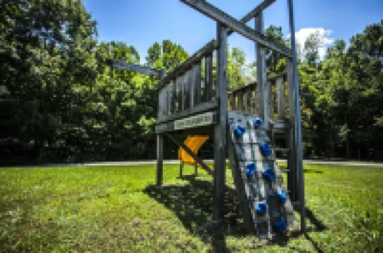 Nolichuckey Bluffs Bed & Breakfast Cabins