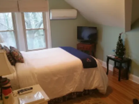 The Inn at Ragged Edge Hotels in Chambersburg