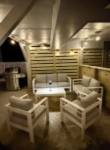Coastal Cottage Close to Beach with a Brand New Pool!