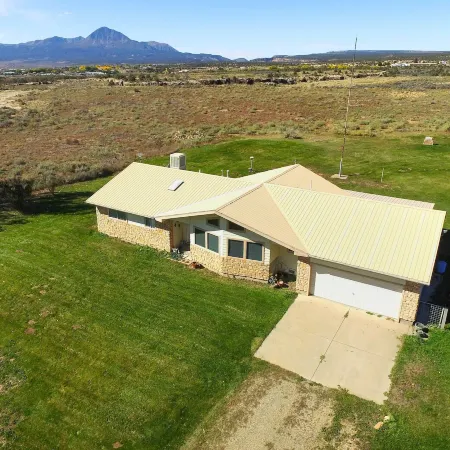 Cortez Retreat w/ Office & Stunning Mtn Views