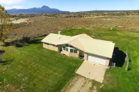 科爾特斯度假村帶辦公室和壯觀的山景