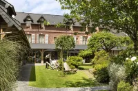 Auberge de la Source Hotels in Barneville-la-Bertran