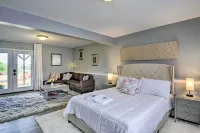 Cozy Port Orchard Home w/ Grill & Fire Pit! Отели рядом с достопримечательностью «Заказник Иллаи»
