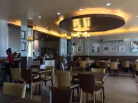 The Lephant Hotel - breakfast