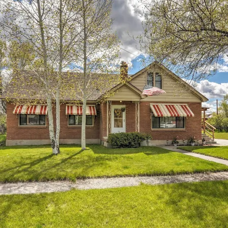 Panguitch Home w/ Patio ~ 24 Mi to Bryce Canyon