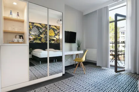 LIV'Inn Aparthotel Отели в г. Краков