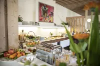 Dom Hotel - breakfast