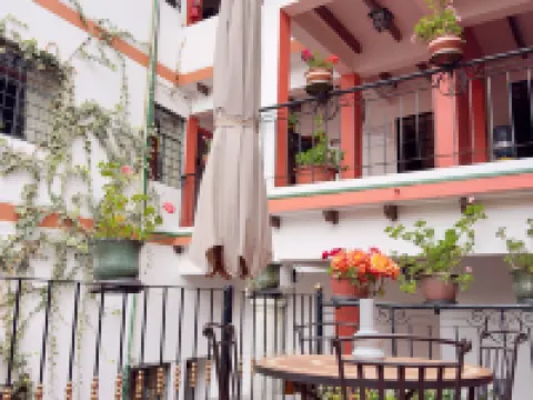 Rincón Familiar Hostel Boutique Hotels near Carondelet Palace