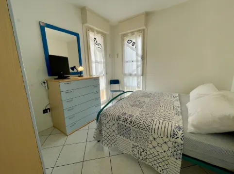 Luminous Flat with a Spacious Terrace