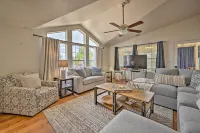 Arizona Room, Gas Grill: Charming Payson Home! - parking