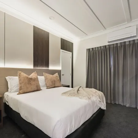 Aroha Motel Отели рядом с достопримечательностью «Манукау»