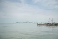 Cozy/Stylish Chesapeake Sunrise Retreat-1 King Bed