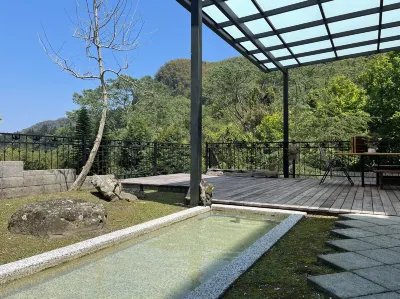 Xi Tou in Sunny Day Inn Hotel in zona Wv Siv Farm