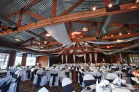 Holiday Inn & Suites ST. Paul NE - Lake Elmo Hotels in Woodbury