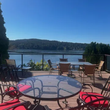 Oceanfront Inn: Private Boardwalk, Beach Access, & Free Kayaks!