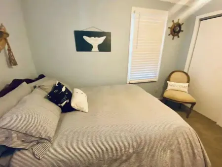 Cozy Talladega Lakefront Home with Amazing views