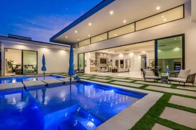Sleeps 14 Desert Paradise w/ Pool, Hot Tub & Pickleball Near La Quinta Bravo Villa #5 by Avantstay Hotels near Garden Center at The Home Depot