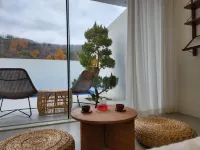 Princess White Leaf Villa