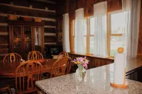 Rustic 1800s' Log Cabin with Modern Amenities on an Old Farm close to Owensboro