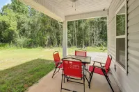 11 Mi to Troy University: Family Home w/ Yard - 3-Star
