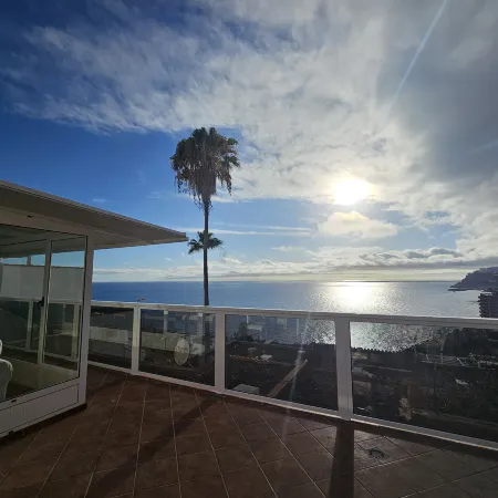 Sunset Balcony with Ocean Views and Pool Access!