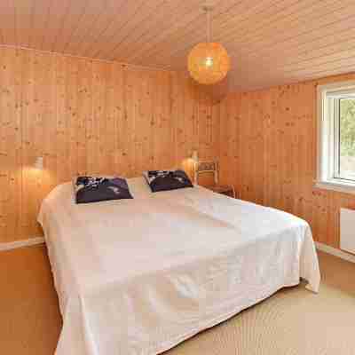 Gorgeous Holiday Home in Nørre Nebel with Hot Tub Rooms