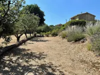 House with Pool in the Luberon for 6 People